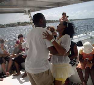 Salsa auf dem Katamaran