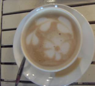 Cappuccino - mit Liebe gemacht