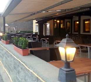 Terrasse für ca. 160 Personen