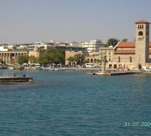 Rhodos Stadt, Hafeneinfahrt