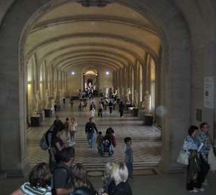 Im Louvre