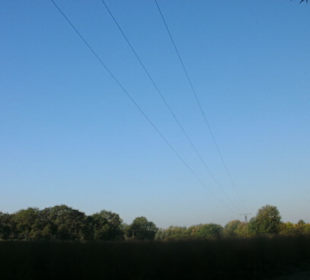 Strahlender Oktoberhimmel