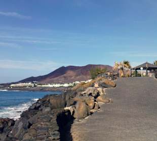 Promenade zum Strand