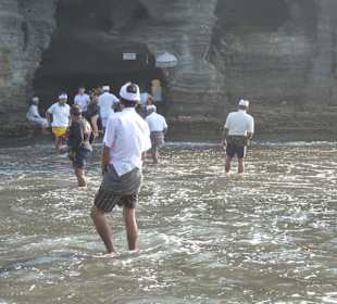 Übergang zum Tempel
