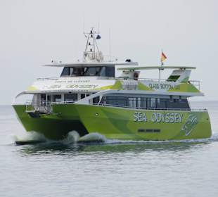 Ausflugsschiff nähe des Aparthotels Playa Dorada