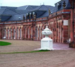 Seitlicher rechter Teil des Schlosses