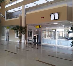 Flughafen Bol