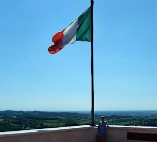 Fahne auf dem Spion Turm