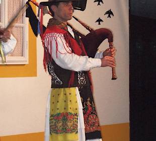 Was trägt der Portugiese unter'm Rock?