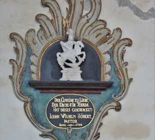 Epitaph im Kirchenraum