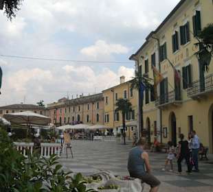 Piazza