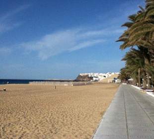 Direkt vor der Haustüre der kilometerlange Strand