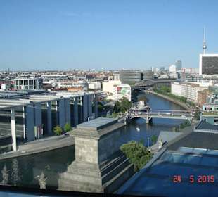 Widok Berlin i rzekę Szprewę