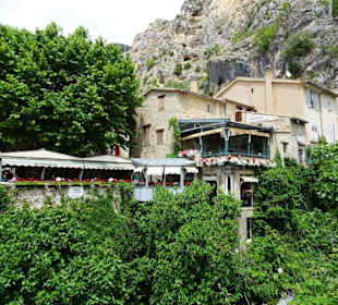 Spaziergang durch Moustiers-Sainte-Marie 