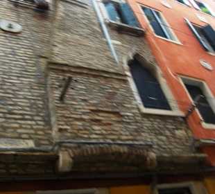 Hier sieht man den Kamin sehr gut