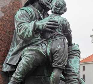 Ansichten des Bürgermeister-Smidt Denkmals