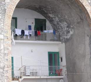 Mieszkanie pod mostem