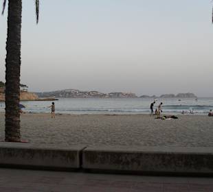 Strand in der Dämmerung