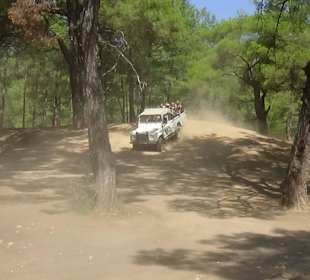 Offroad-Fahrten am Rande der Traktion