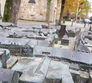 Blindenstadtmodell vor der St.Agatha Kirche 