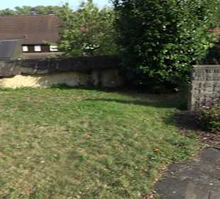 Kriegerdenkmal bei der Kirche