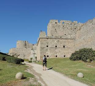 Rhodos - opevnění s příkopem