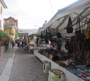 Markt in Dongo
