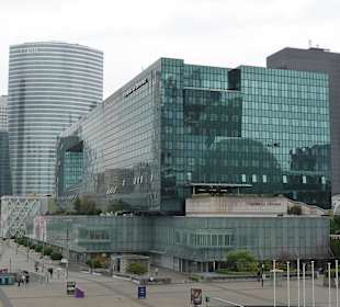 Shopping Center La Defense
