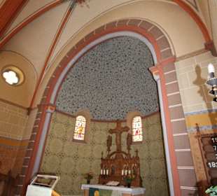 Blick in den Chorraum