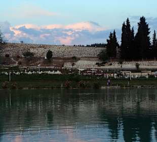 Заход солнца на озере