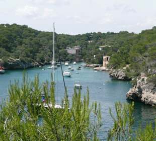 Die wunderschöne Bucht von Cala Figuera