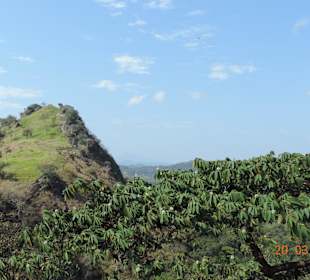 Höhlentempel Außenbereich