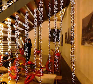 Zu den oberen Räume