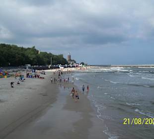 Widok z mola na latarnie w Kołobrzegu