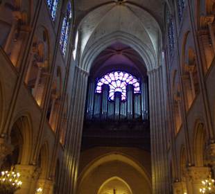 Интерьеры Нотр-Дама