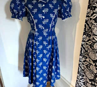 Kleid in Blaudruck-Technik