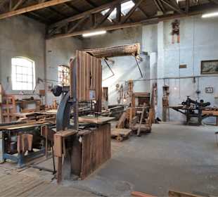 Rundgang durch das Tischlerei-Museum