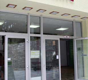 Eingang Talstation Kabinenbahn