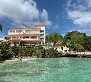 Das berühmte Hotel auf der mini Insel 