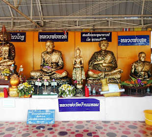 Wat Khao Takiab‎