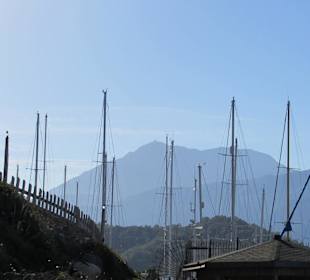 Blick von der Marina auf den Tahtali