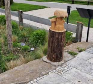 Ausstellung entlang dem Weg