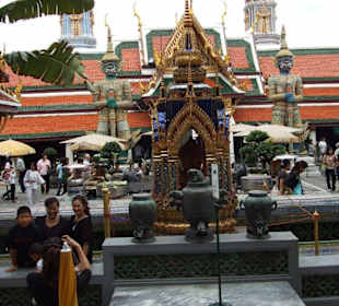 Innenhof des Tempels