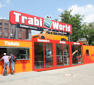 Zugang zur Trabi Word (Zimmerstraße 97)