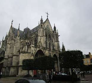  Basilika Saint Urbain