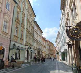 Celetná (Zeltnergasse)