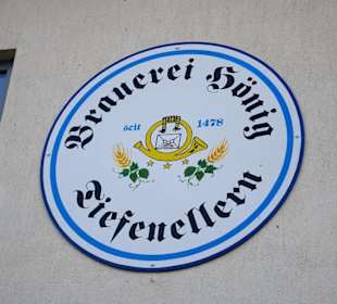 Das Firmenschild der Brauerei