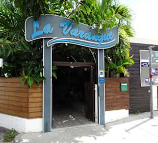 Unscheinbarer Eingang zum Restaurant