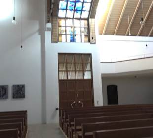 Neue Pfarrkirche Christus ist unser Leben Thalfing