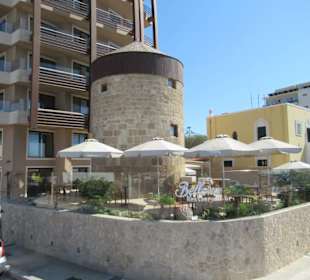 Mit dem Hop Bus in Rhodos Stadt unterwegs